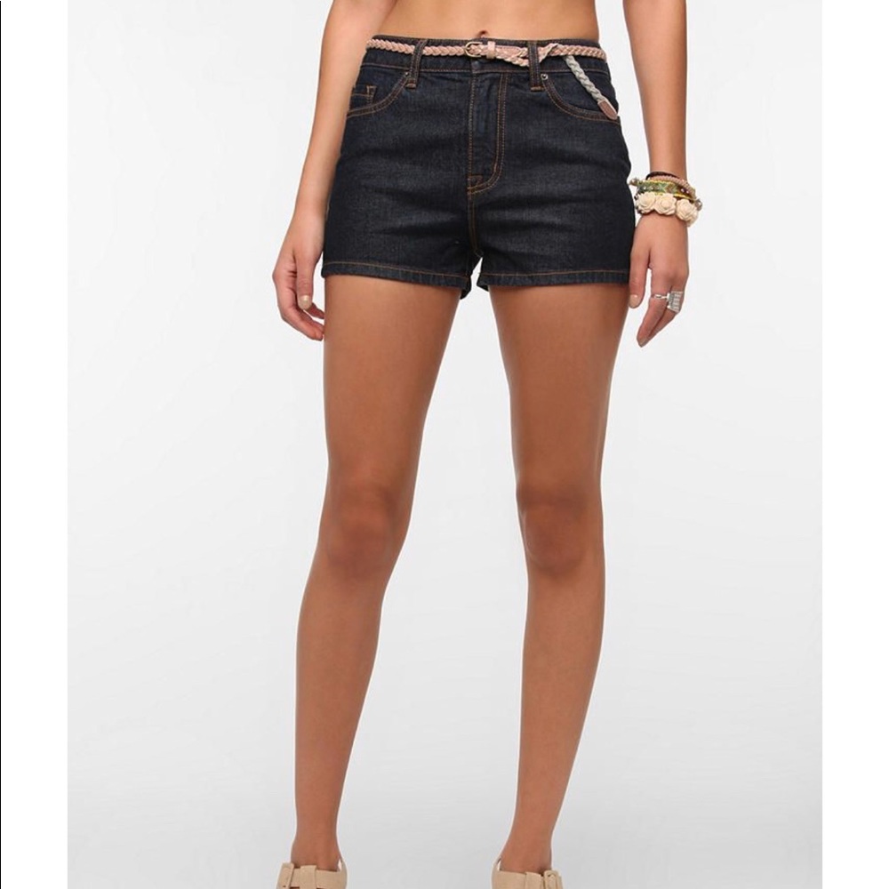 BDG High Rise “Erin” Denim Jean Shorts Size 29